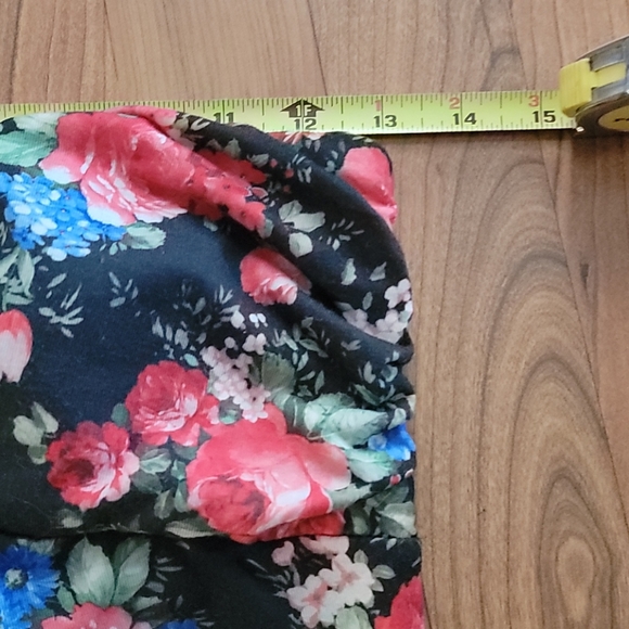 Flower dress - Picture 4 of 5